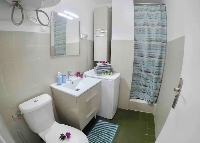 Appartamento 2 Min De La Plage, Parking, Terrasse & Wifi! Six-Fours-les-Plages