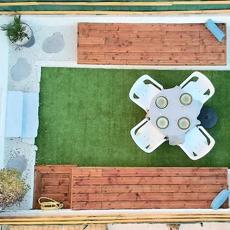 아파트 2 Min De La Plage, Parking, Terrasse & Wifi!